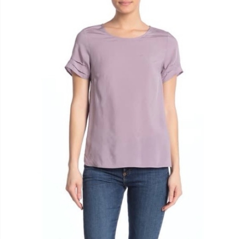 Dr2 short sleeve blouse with gathered sleeve